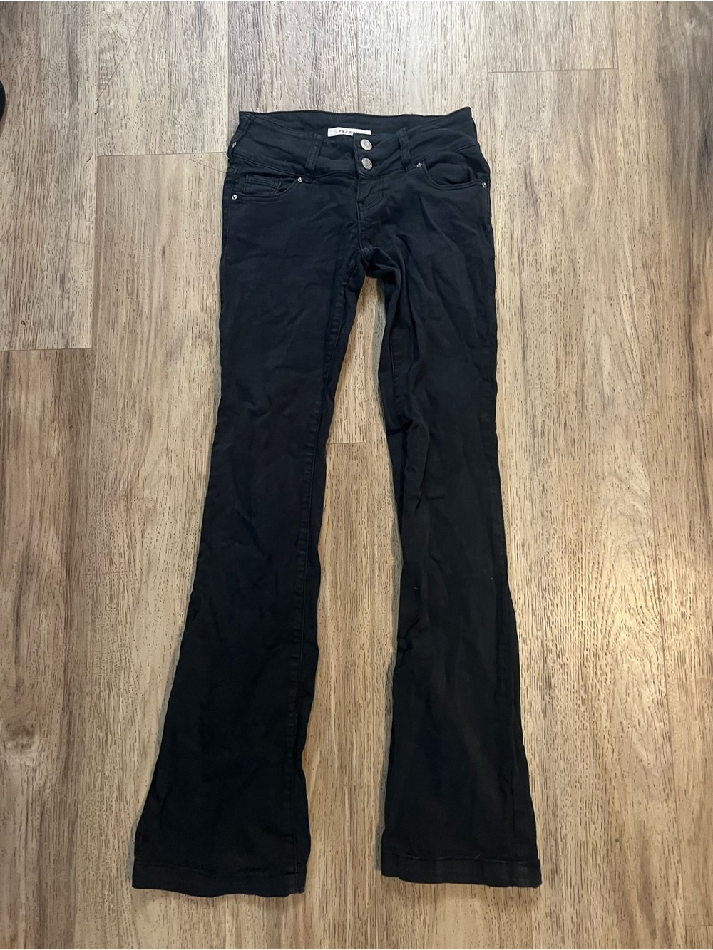 Pacsun - Picture 2 of 5
